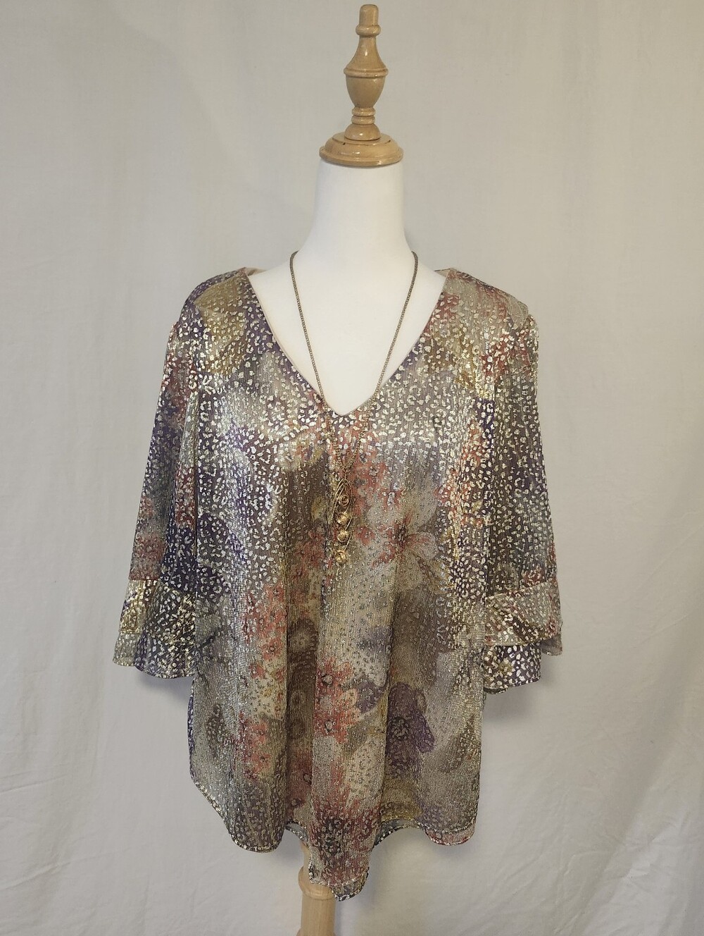 Women's Metallic Floral V-Neck Blouse in Multi With Detatchable Necklace - Picture 11 of 14